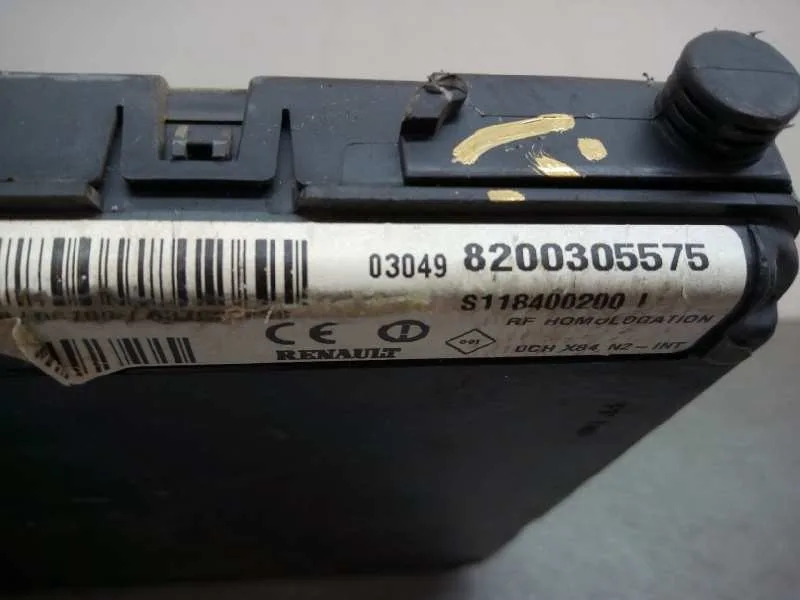 Centralita Bsi para Renault Megane Ii Berlina 5P