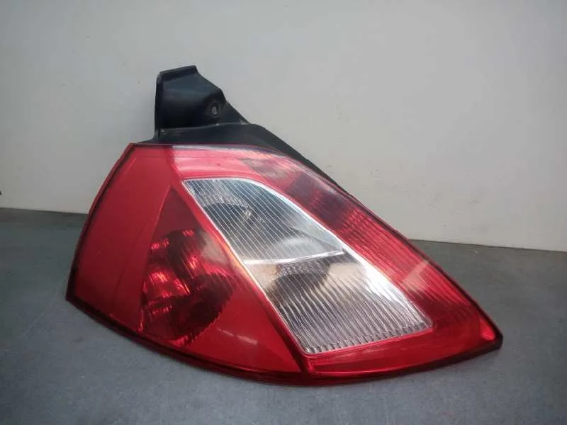 Piloto Trasero Izquierdo para Renault Megane Ii Berlina 5P