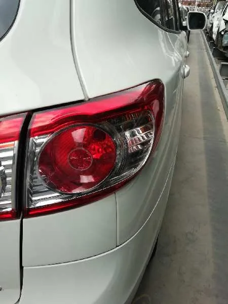Piloto Trasero Derecho para Hyundai Santa Fe (Bm)