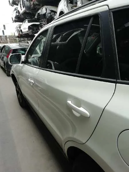 Puerta Trasera Izquierda para Hyundai Santa Fe (Bm)