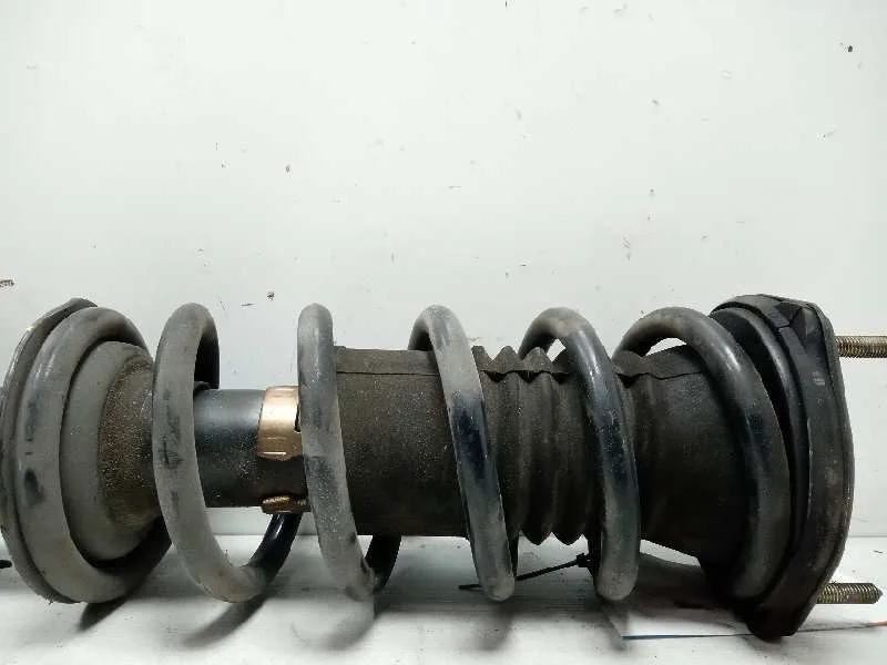 Amortiguador Delantero Derecho para Lexus Is200 (Gxe10)