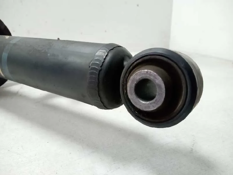 Amortiguador Delantero Derecho para Lexus Is200 (Gxe10)