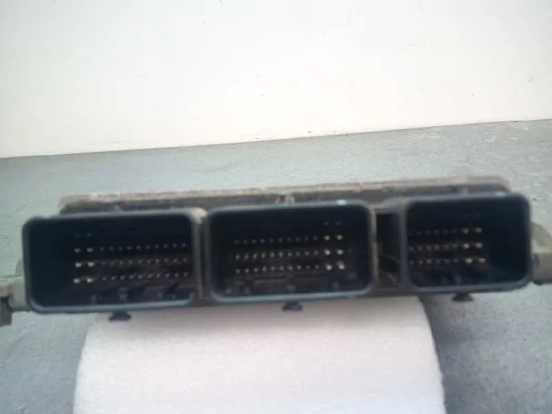 Centralita Motor Uce para Renault Megane Ii Berlina 5P