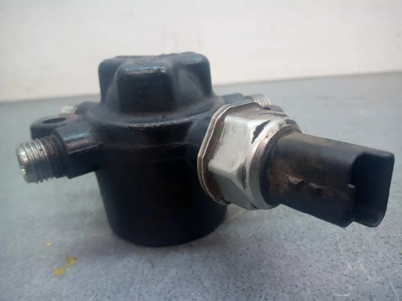 Rampa Inyectora para Renault Megane Ii Berlina 5P