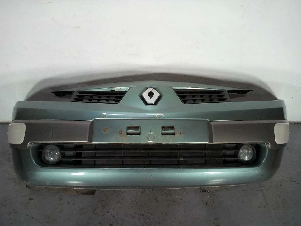 Paragolpes Delantero para Renault Megane Ii Berlina 5P