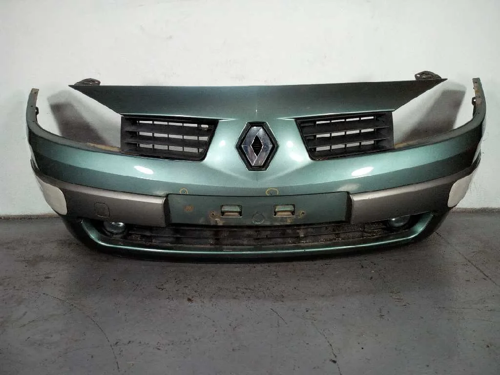 Paragolpes Delantero para Renault Megane Ii Berlina 5P
