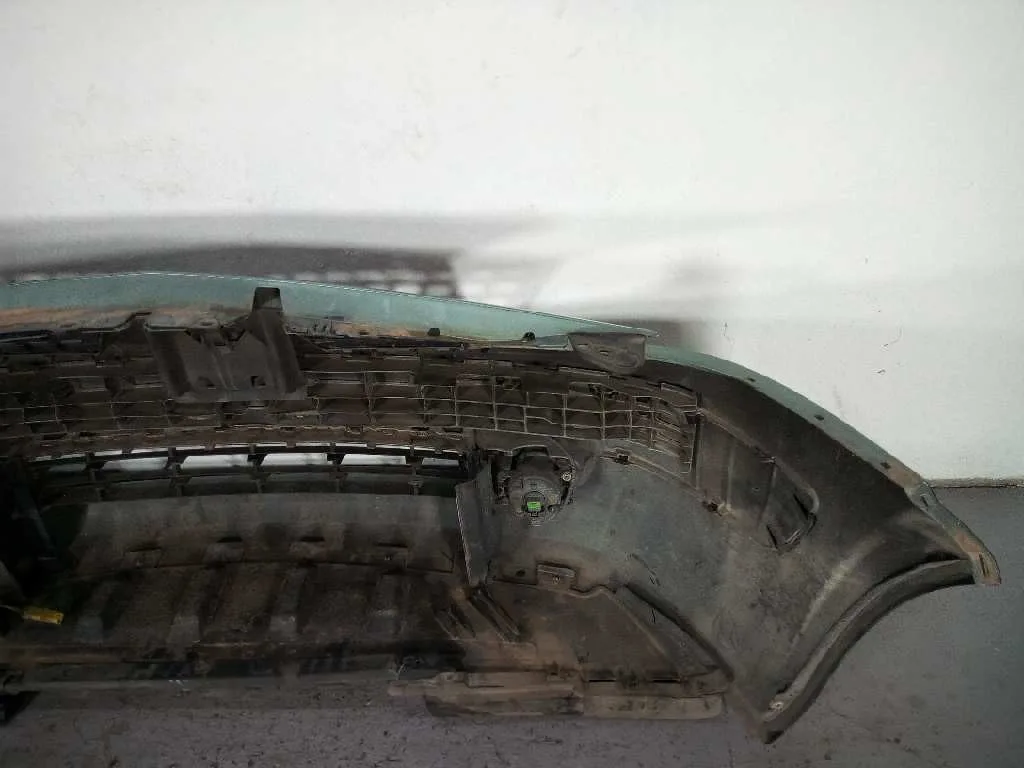 Paragolpes Delantero para Renault Megane Ii Berlina 5P