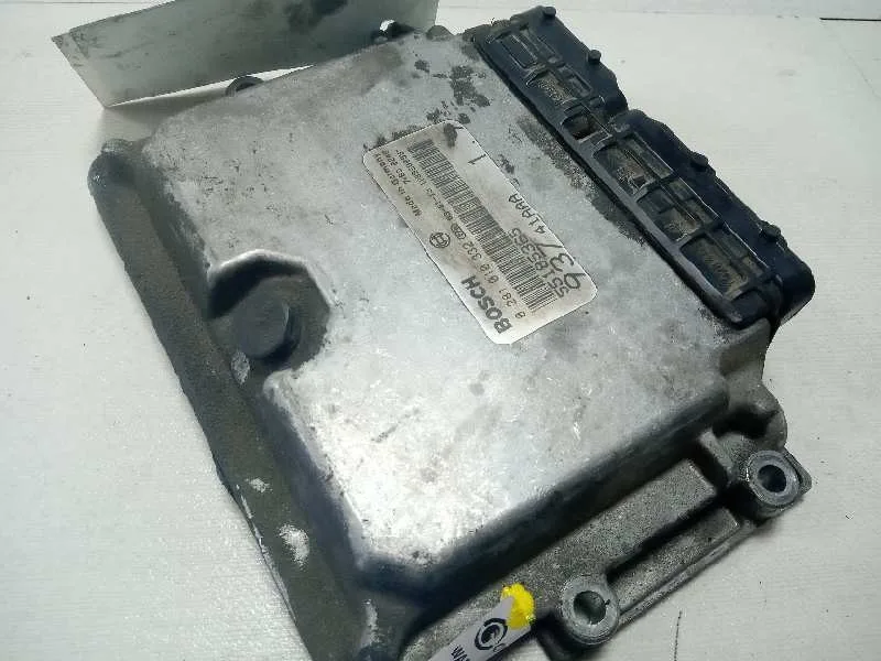 Centralita Motor Uce para Alfa Romeo 147 (190)