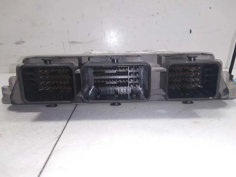Centralita Motor Uce para Peugeot 307 Break/Sw (S2)