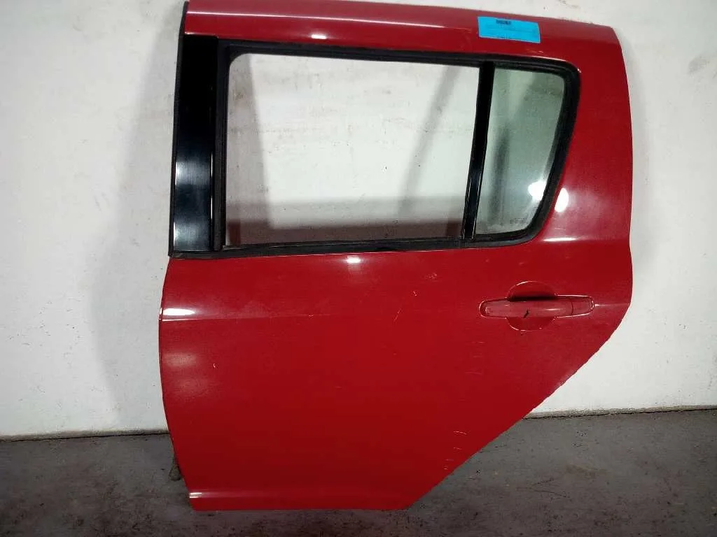 Puerta Trasera Izquierda para Suzuki Swift Berlina (Mz)