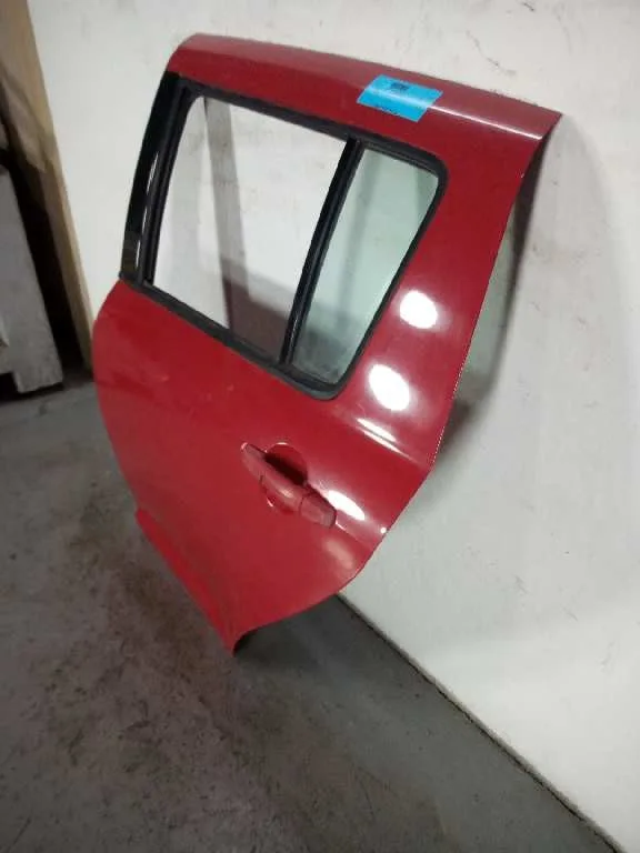 Puerta Trasera Izquierda para Suzuki Swift Berlina (Mz)