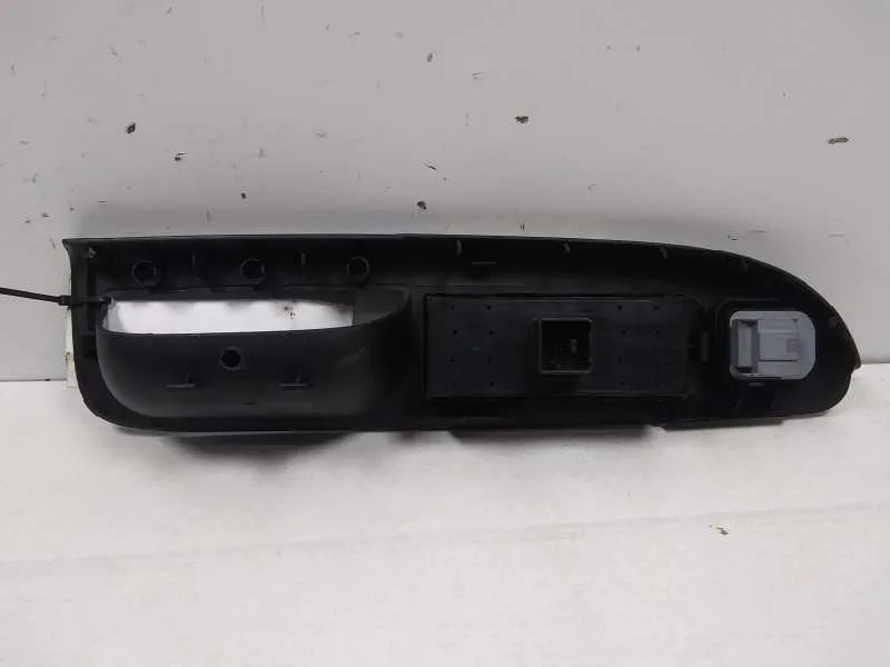 Mando Elevalunas Delantero Izquierdo para Volkswagen Passat Variant (3C5)