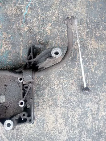 Puente Delantero para Volkswagen Passat Variant (3C5)