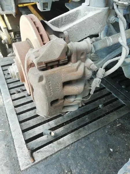 Pinza Freno Delantera Derecha para Peugeot Boxer Caja Cerrada (Bat. 3450) (333)