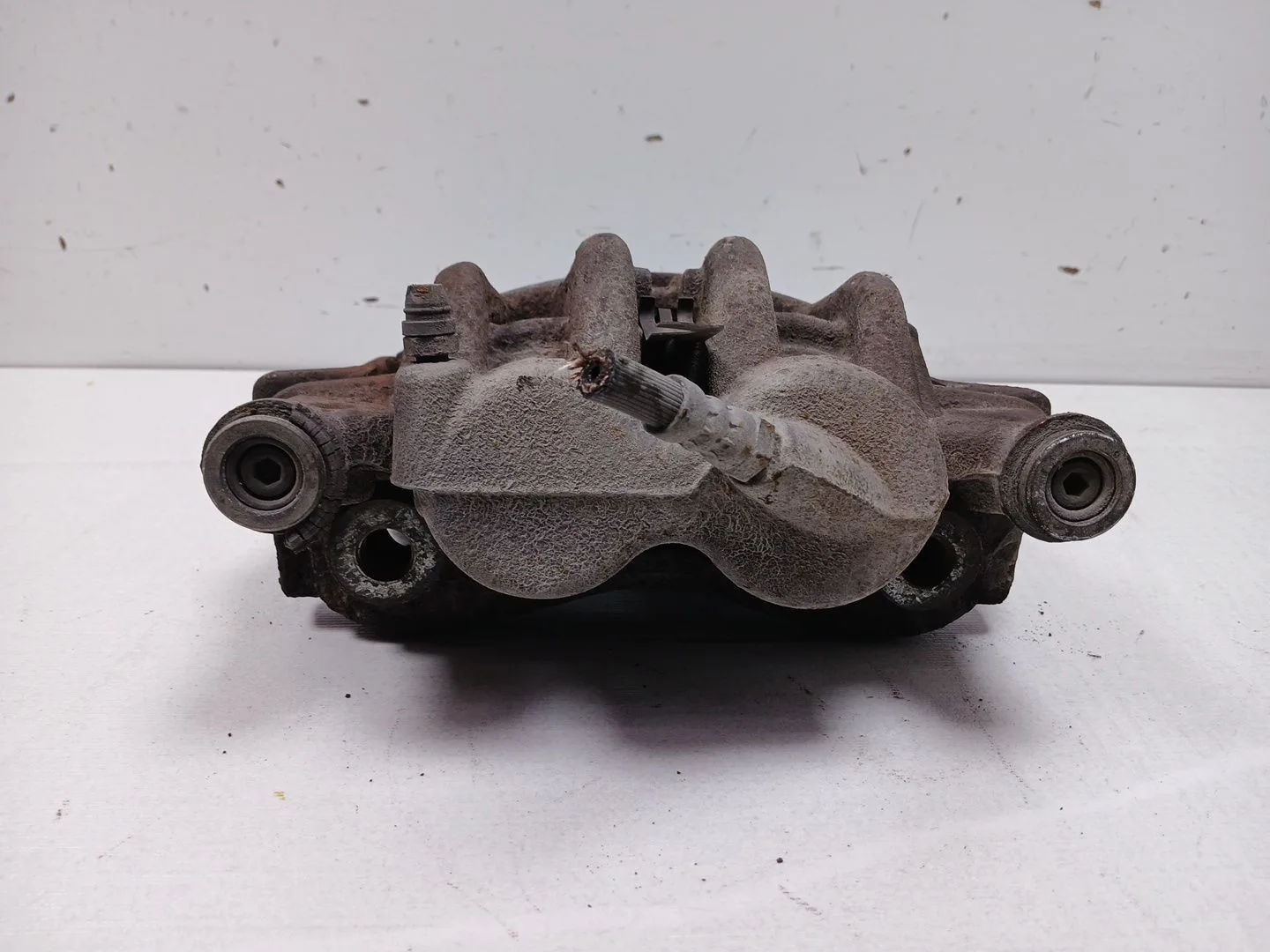 Pinza Freno Delantera Izquierda para Peugeot Boxer Caja Cerrada (Bat. 3450) (333)
