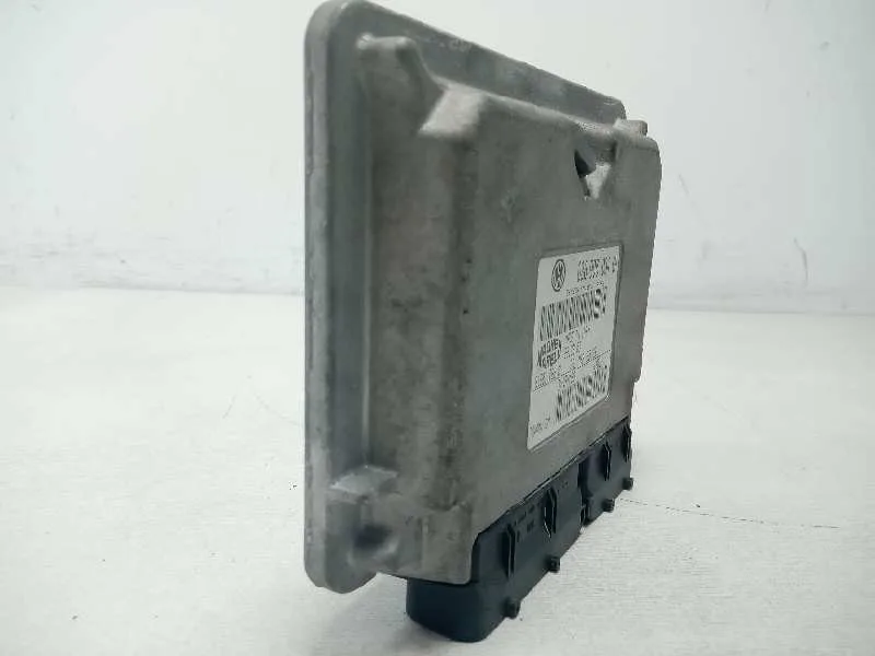 Centralita Motor Uce para Seat Ibiza (6L1)