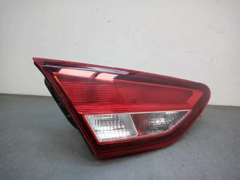 Piloto Trasero Izquierdo Interior para Seat Leon (5F1)