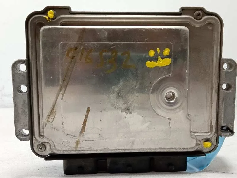 Centralita Motor Uce para Renault Trafic Caja Cerrada (Ab 4.01)