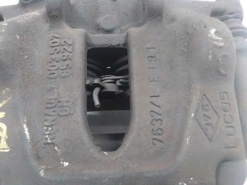 Pinza Freno Delantera Derecha para Renault Trafic Caja Cerrada (Ab 4.01)