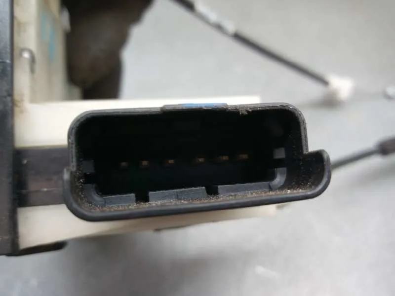 Cerradura Puerta Trasera Derecha para Peugeot 2008 (--.2013->)