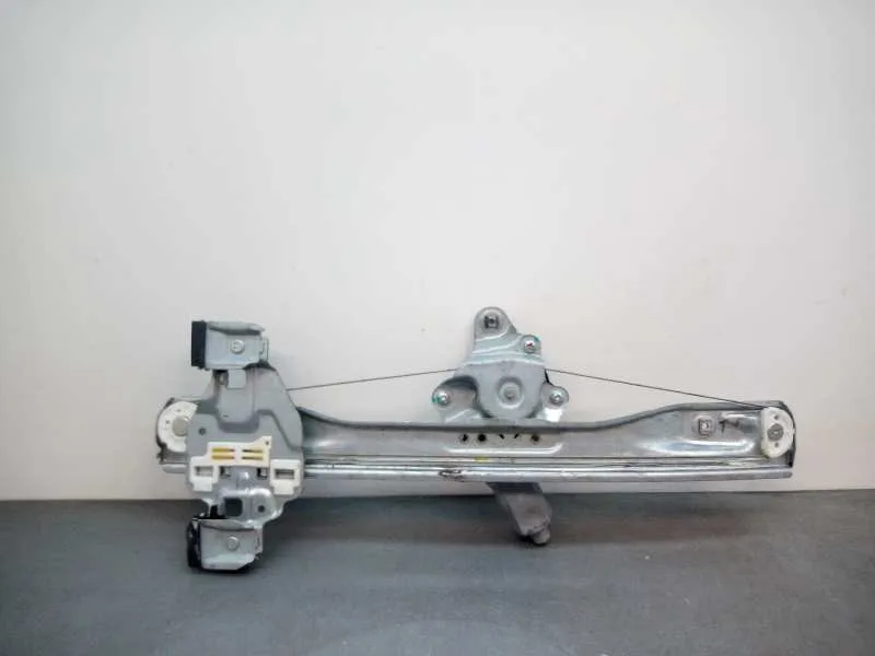 Elevalunas Trasero Derecho para Chevrolet Cruze Hatchback