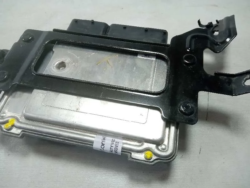 Centralita Motor Uce para Kia Carens ( )