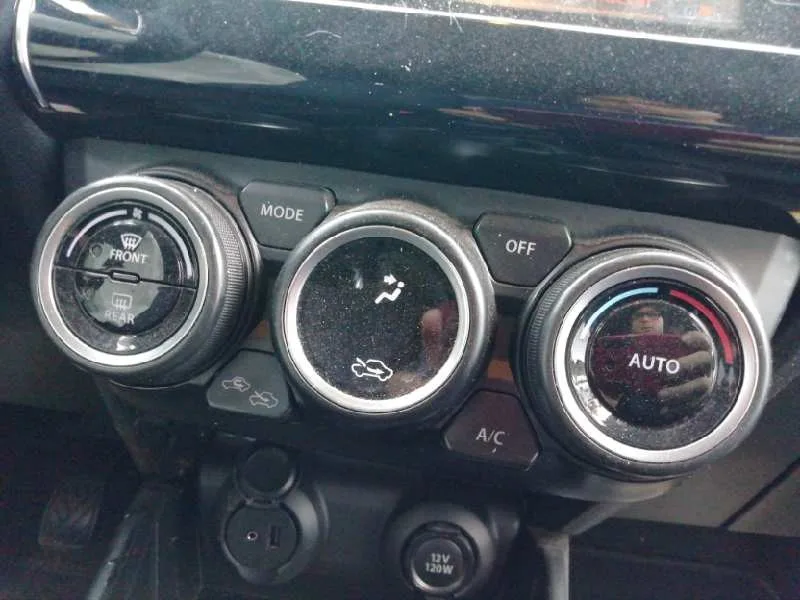 Mando Climatizador para Suzuki Swift (Az)