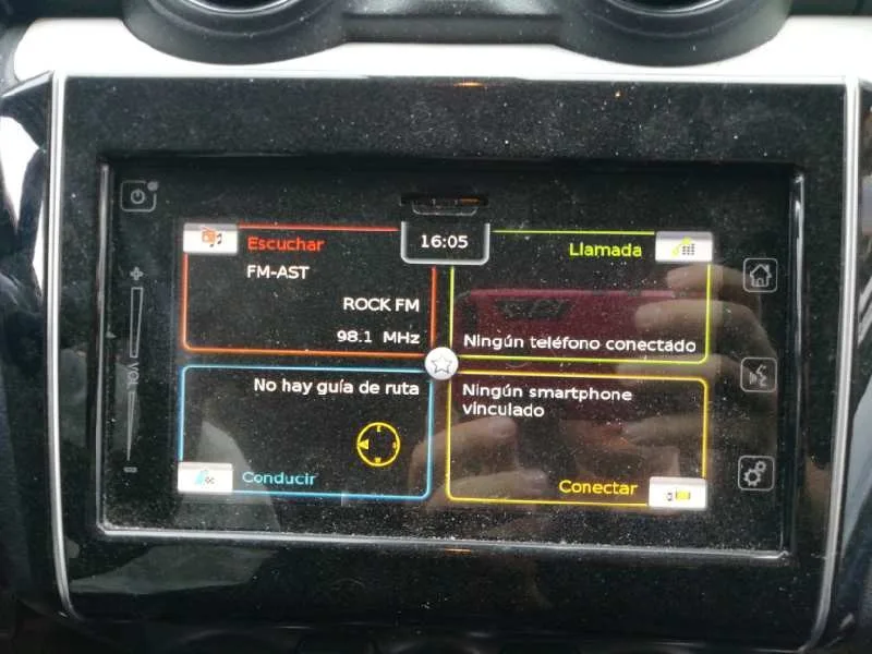 Sistema Audio / Radio Cd para Suzuki Swift (Az)