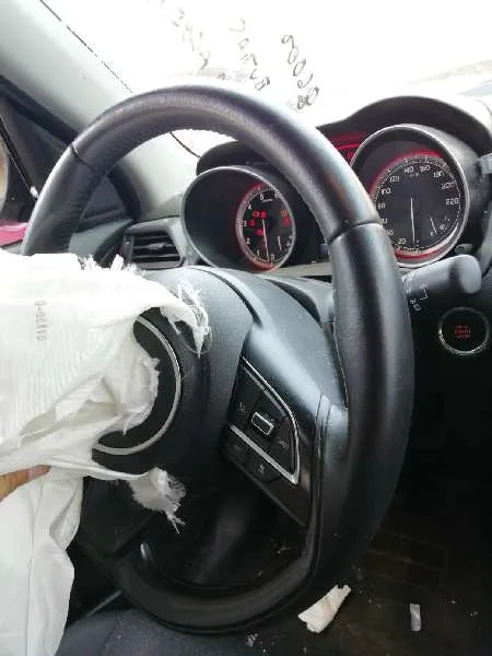 Volante para Suzuki Swift (Az)