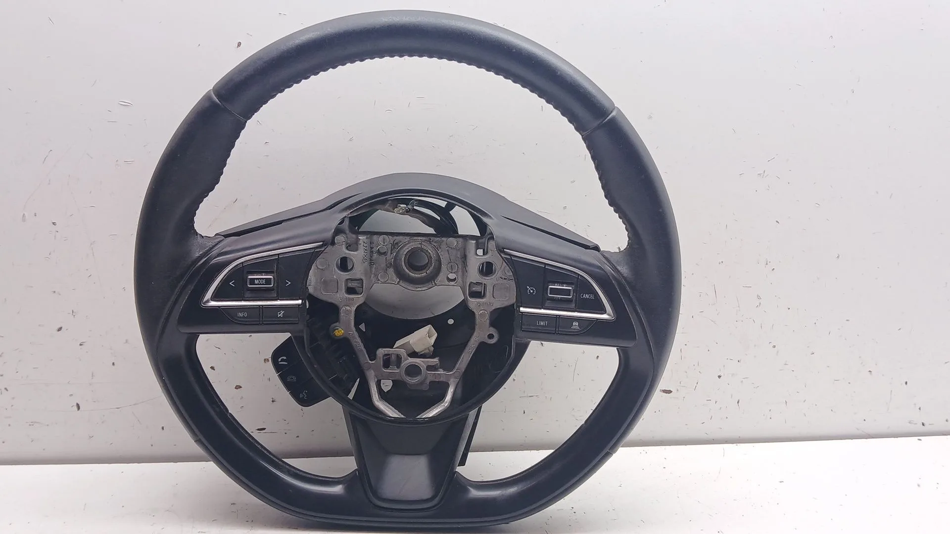 Volante para Suzuki Swift (Az)