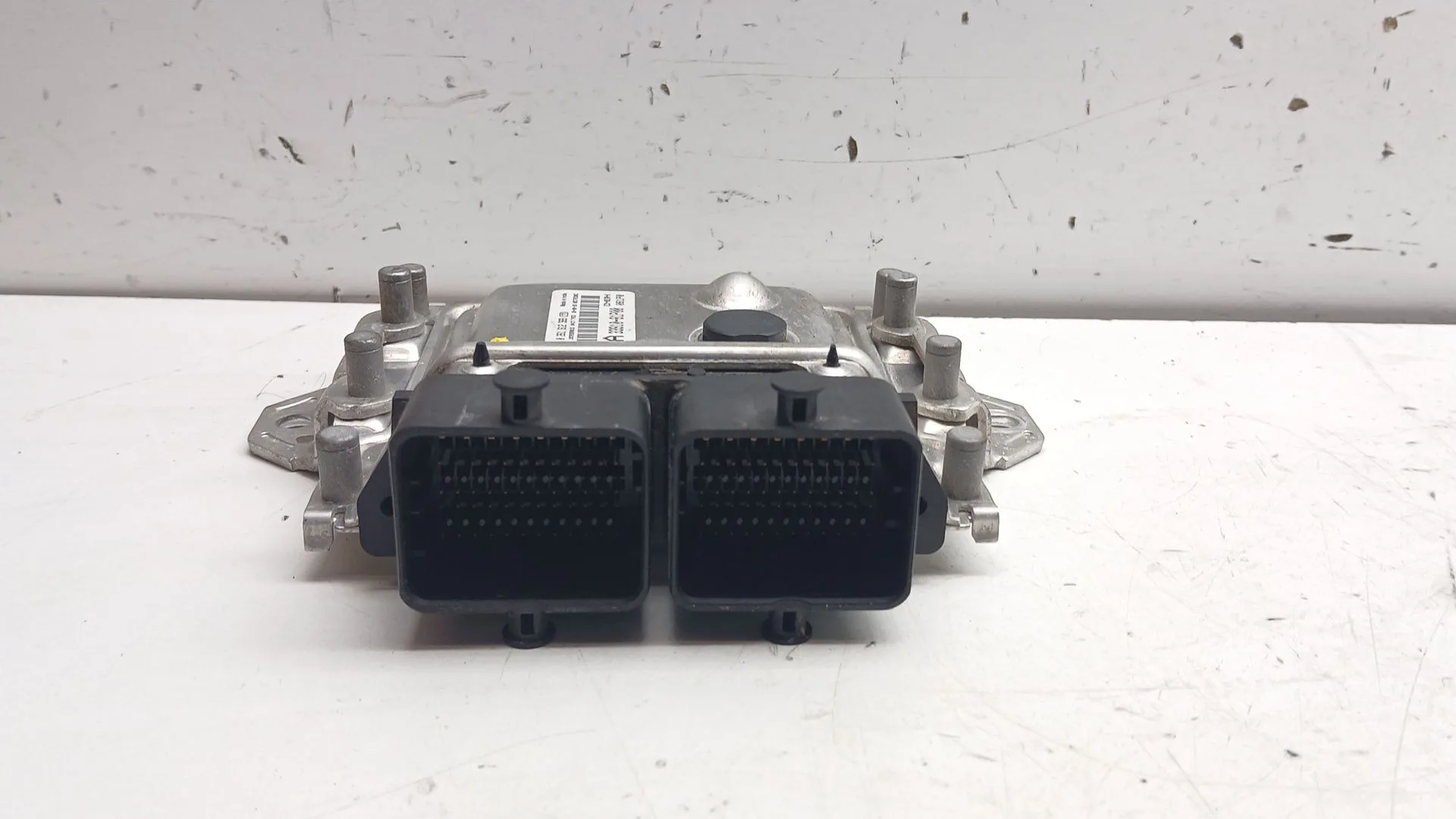Centralita Motor Uce para Suzuki Swift (Az)