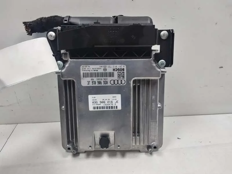 Centralita Motor Uce para Audi A4 Berlina (8E)