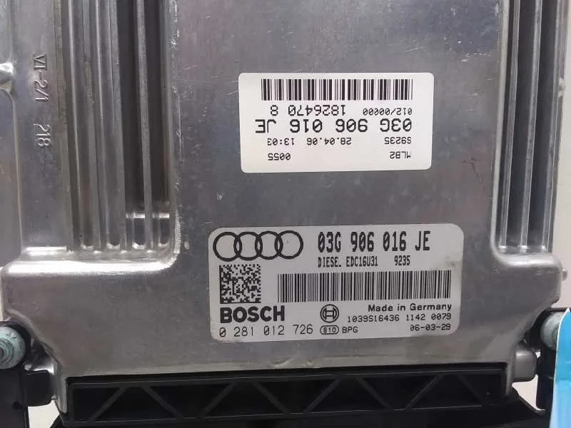 Centralita Motor Uce para Audi A4 Berlina (8E)