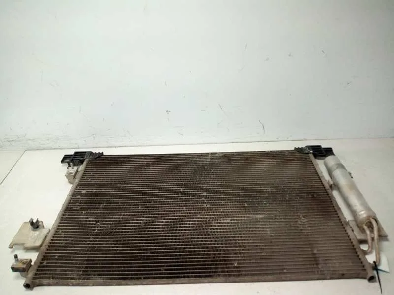 Condensador / Radiador Aire Acondicionado para Mitsubishi Outlander (Cw0)