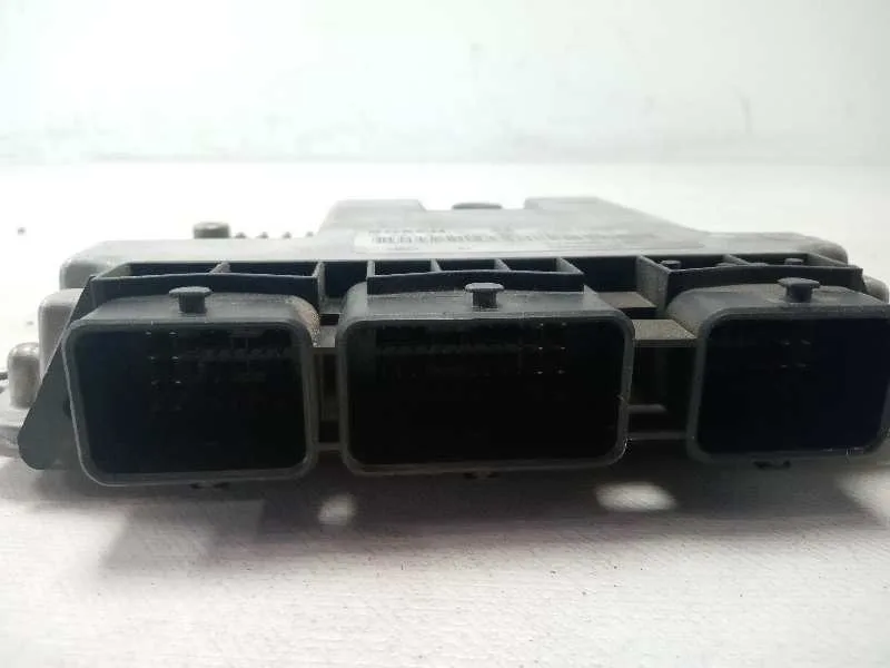Centralita Motor Uce para Renault Scenic Ii