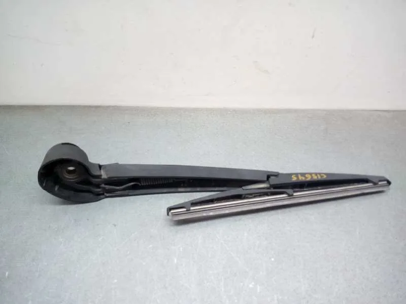Brazo Limpia Trasero para Mg Zs Luxury