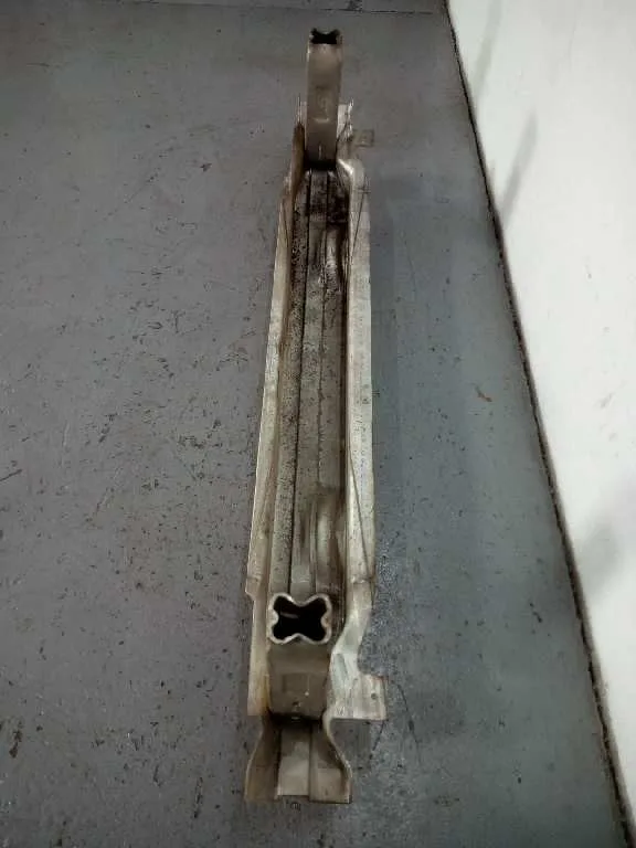 Refuerzo Paragolpes Delantero para Audi A6 Berlina (4F2)