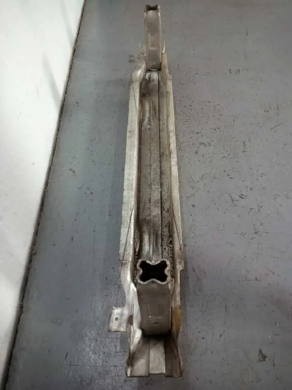 Refuerzo Paragolpes Delantero para Audi A6 Berlina (4F2)