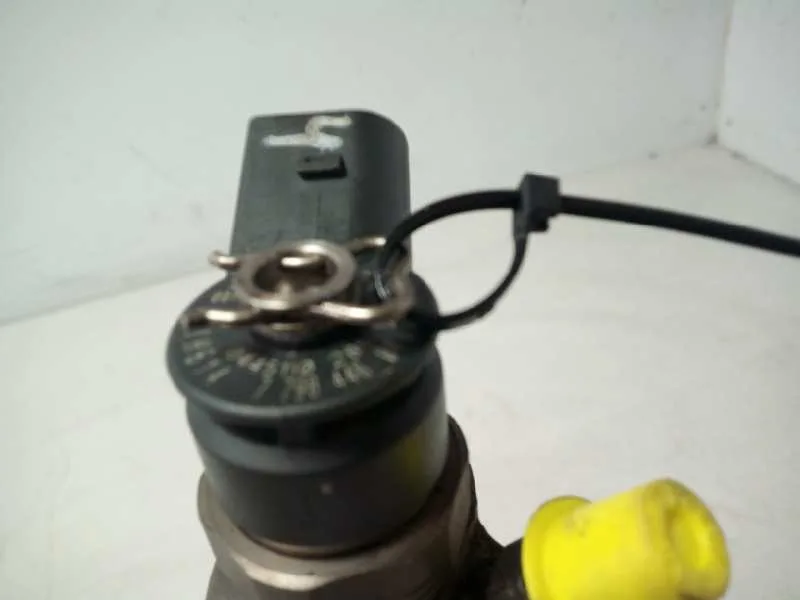 Inyector para Bmw Serie 1 Berlina (E81/E87)