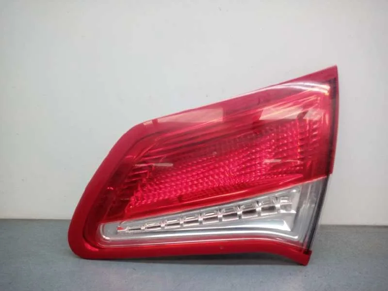Piloto Trasero Derecho Interior para Citroën C4 Lim.