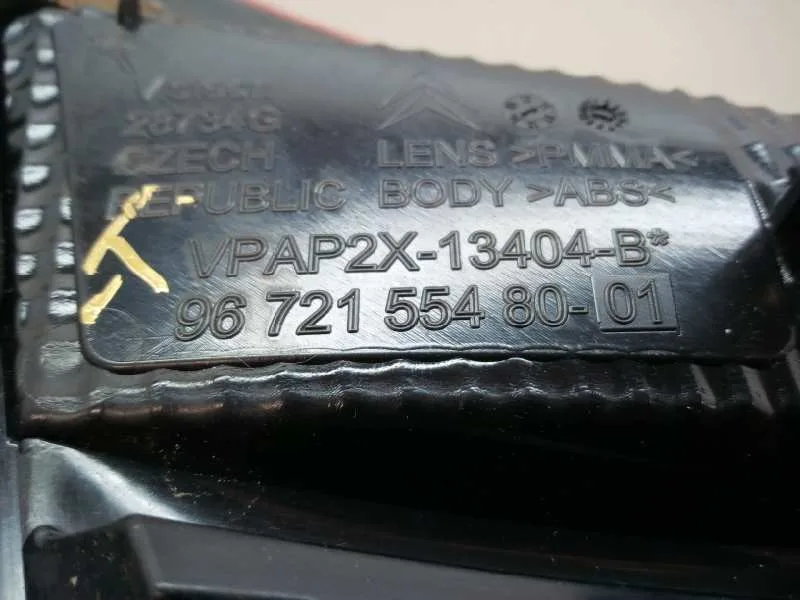 Piloto Trasero Derecho Interior para Citroën C4 Lim.