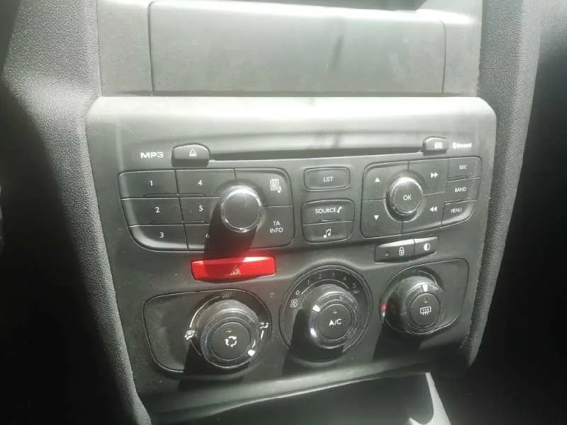 Sistema Audio / Radio Cd para Citroën C4 Lim.