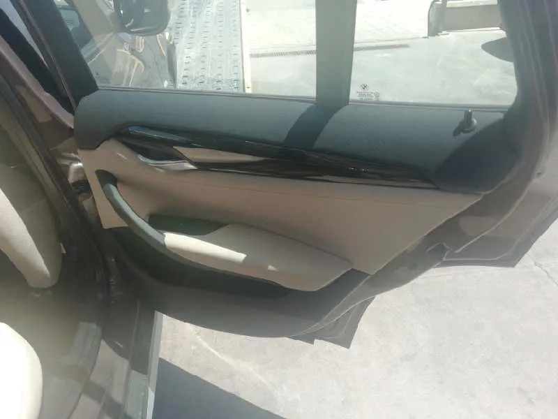 Guarnecido Puerta Trasera Derecha para Bmw X1 (E84)