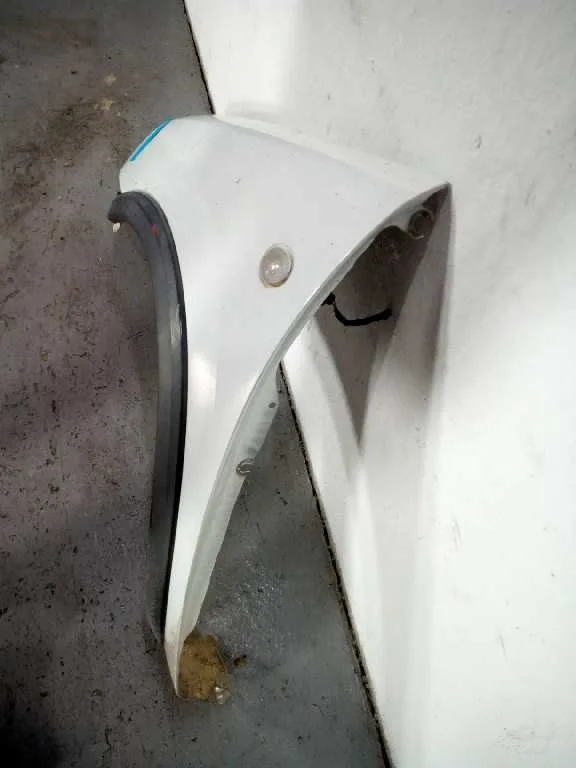 Aleta Delantera Izquierda para Opel Combo (Corsa C)