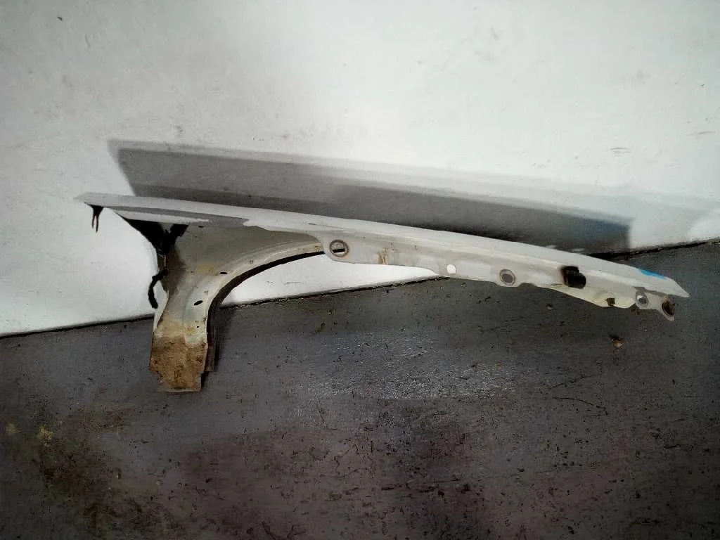 Aleta Delantera Izquierda para Opel Combo (Corsa C)