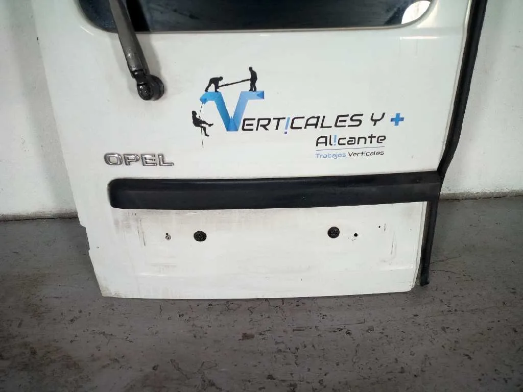 Puerta Trasera Izquierda para Opel Combo (Corsa C)