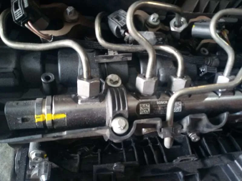 Rampa Inyectora para Toyota Avensis Touring Sports