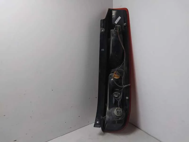 Piloto Trasero Izquierdo para Ford Fiesta (Cbk)
