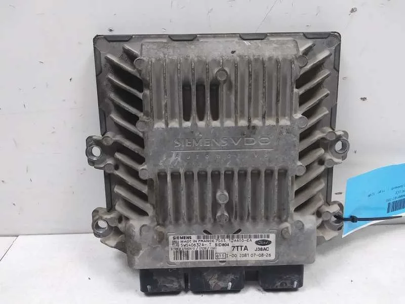 Centralita Motor Uce para Ford Fiesta (Cbk)