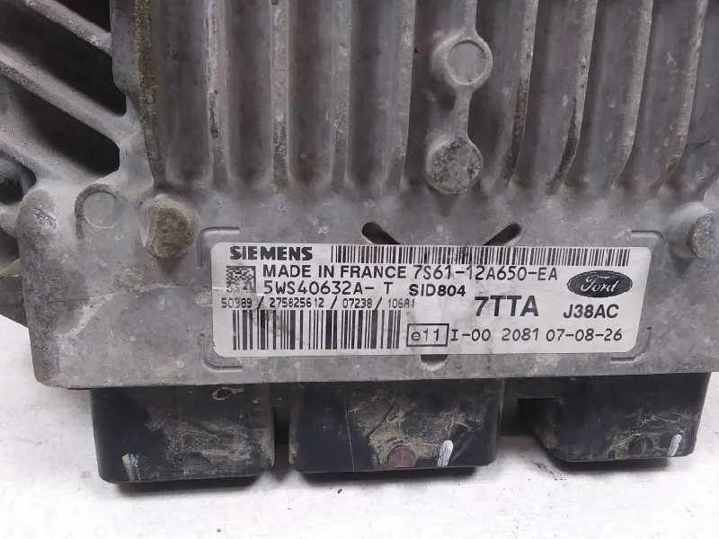 Centralita Motor Uce para Ford Fiesta (Cbk)